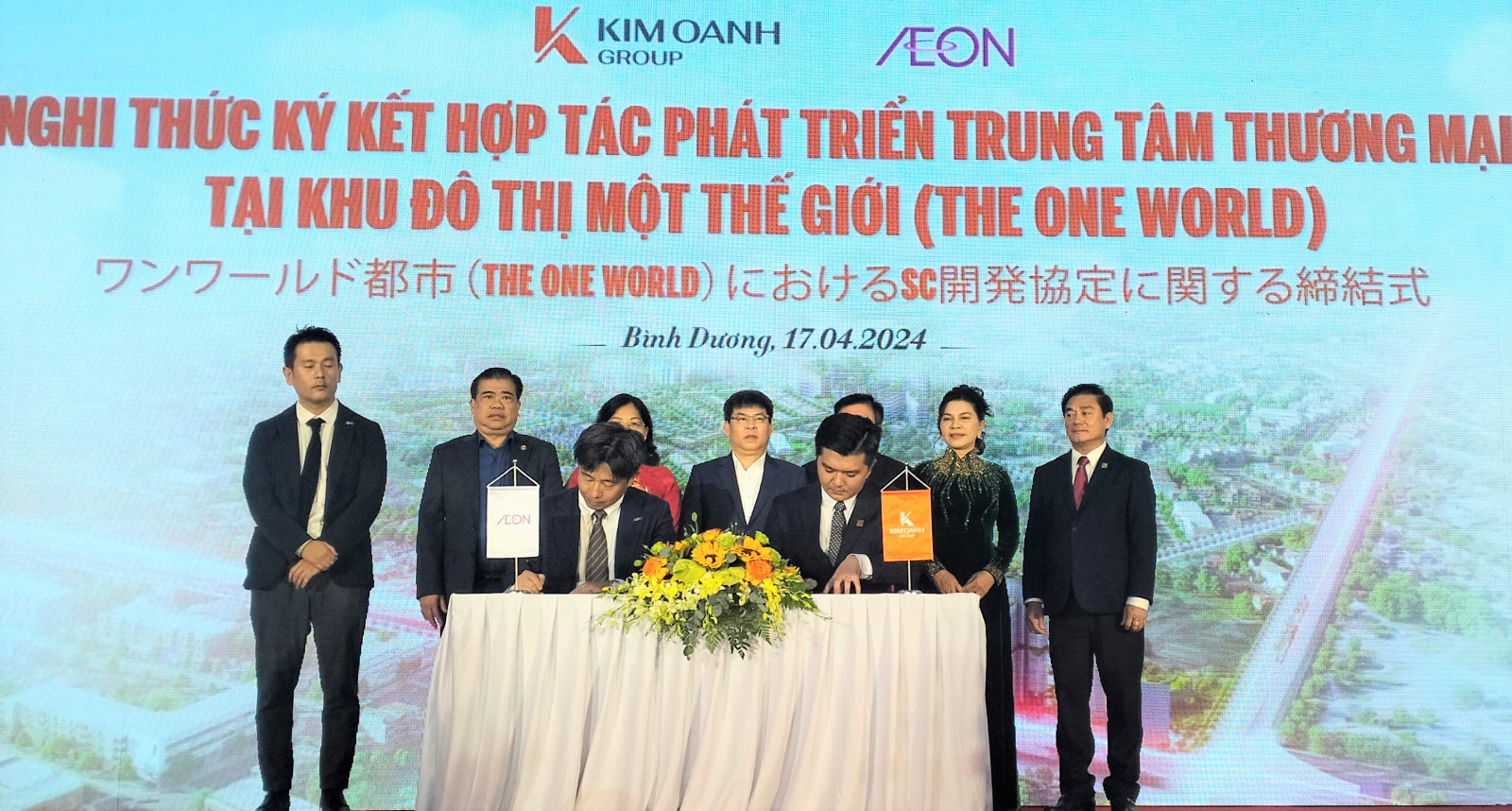 Lễ ký kết hợp tác phát triển Trung tâm thương mại tại dự án giữa Kim Oanh Group và Công ty AEON Việt Nam